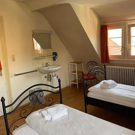 Schuetzen Hotel 2*