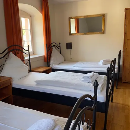 Schuetzen Hotel
