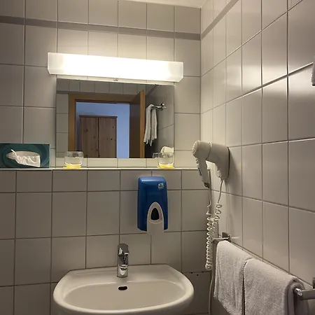 Отель Hotel Gasthaus Schuetzen 2*